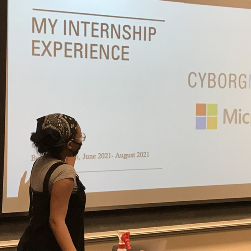 College of ɫƵstudent presents her internship